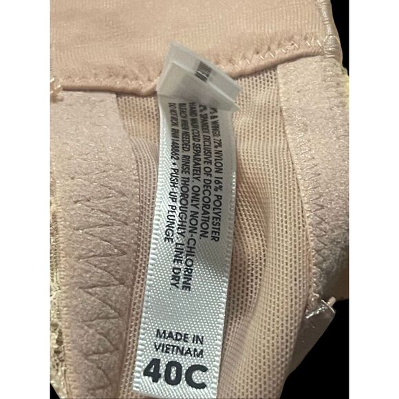 New Torrid Curve Womens Peach Plunge Microfiber & Lace Padded Push-up Bra Sz 40C - Picture 10 of 10